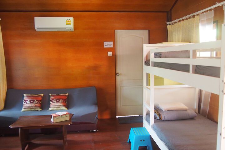 Room 20 of 106