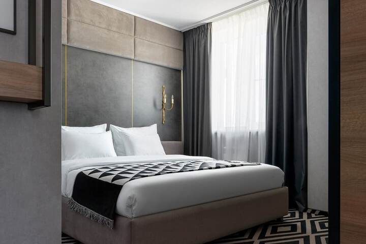 Room 4 of 67