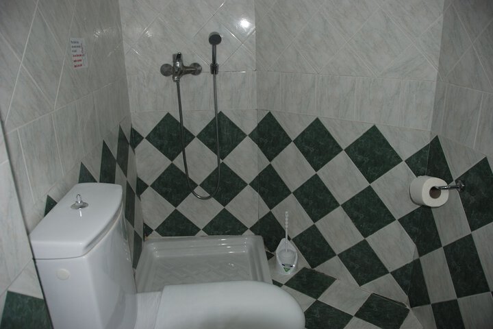 Room 42 of 74
