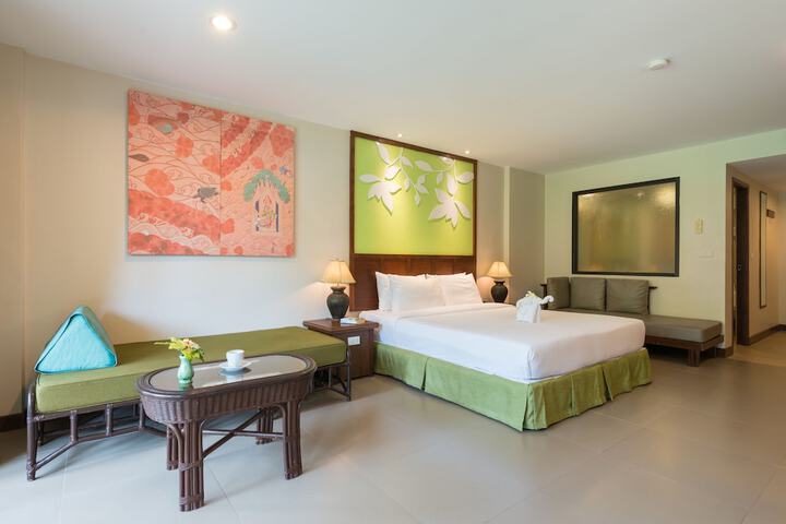 Room 29 of 90
