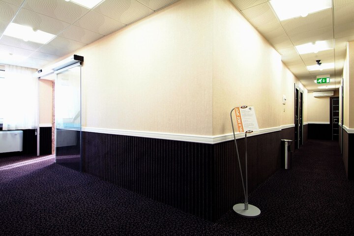 Ballroom/Hall 22 of 25