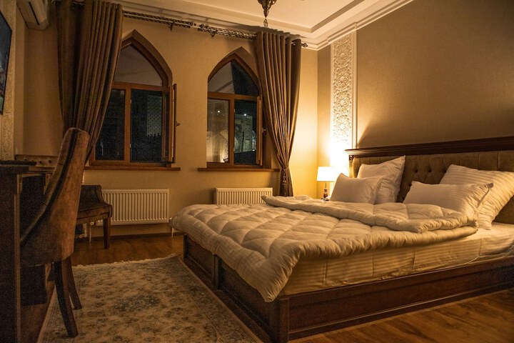 Room 5 of 29