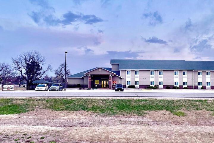 Hotel 79 of 94