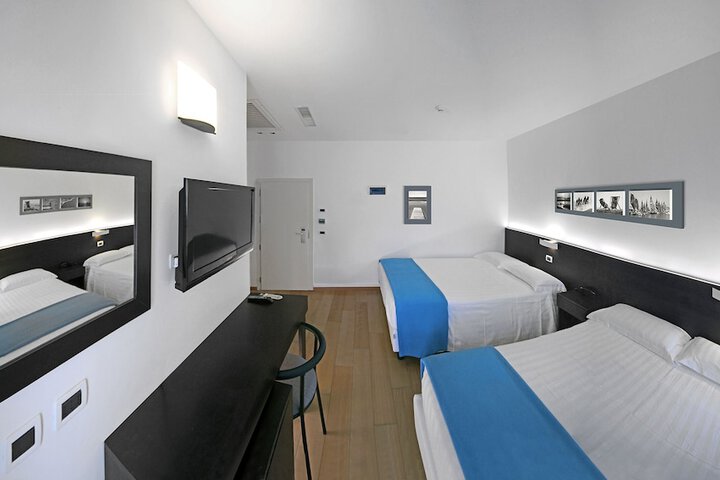 Room 31 of 92