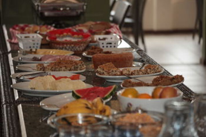 Breakfast/Coffee Service 5 of 44