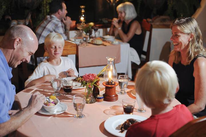 Dining Photos