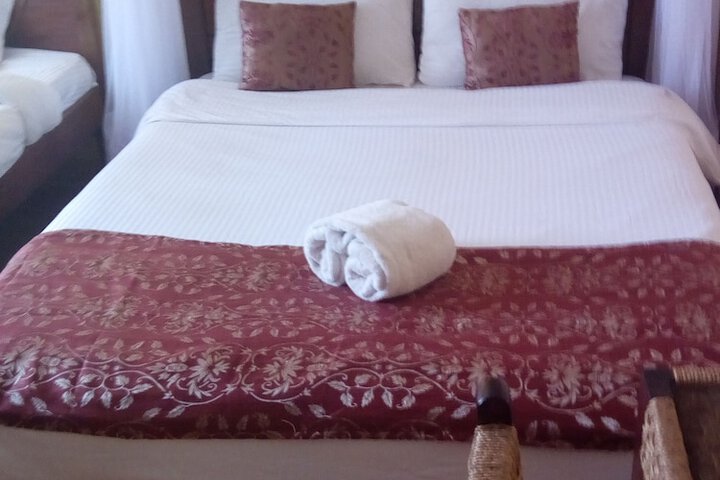 Room 8 of 37