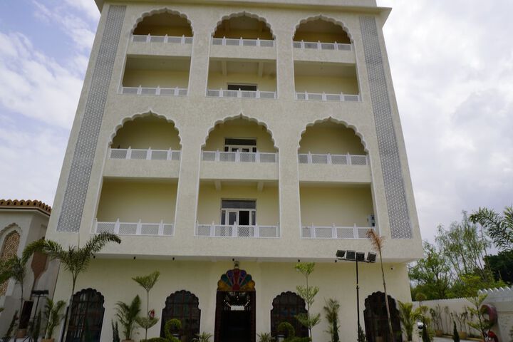 Hotel 43 of 48