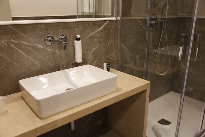 Bathroom Interior Photo