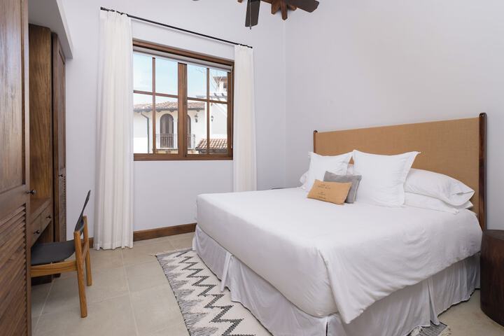 Room 218 of 1000