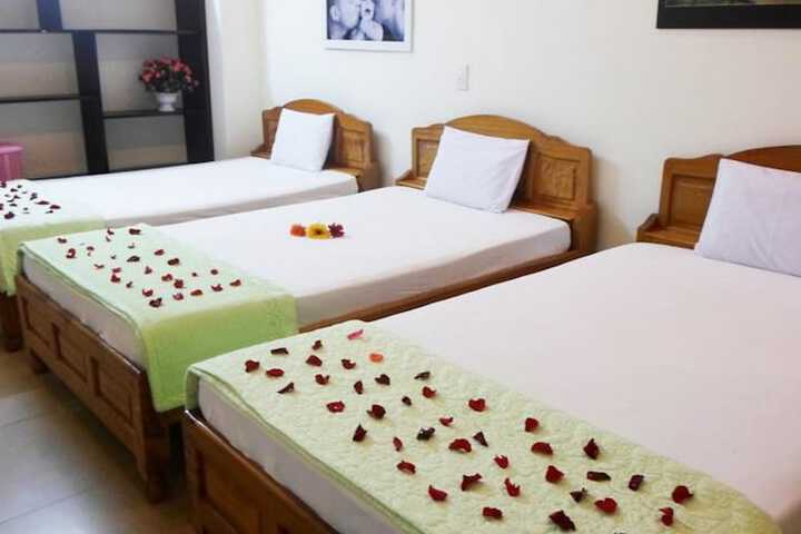 Room 6 of 37