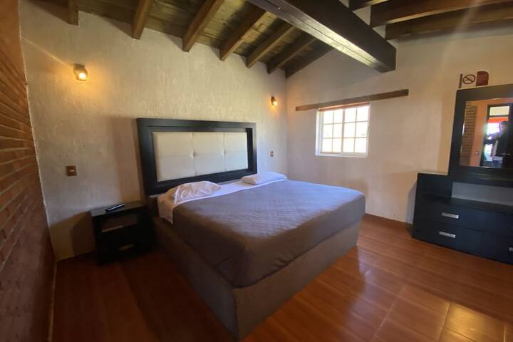 Room 8 of 31