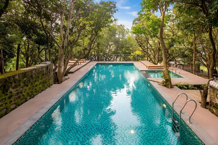 Pool 55 of 83