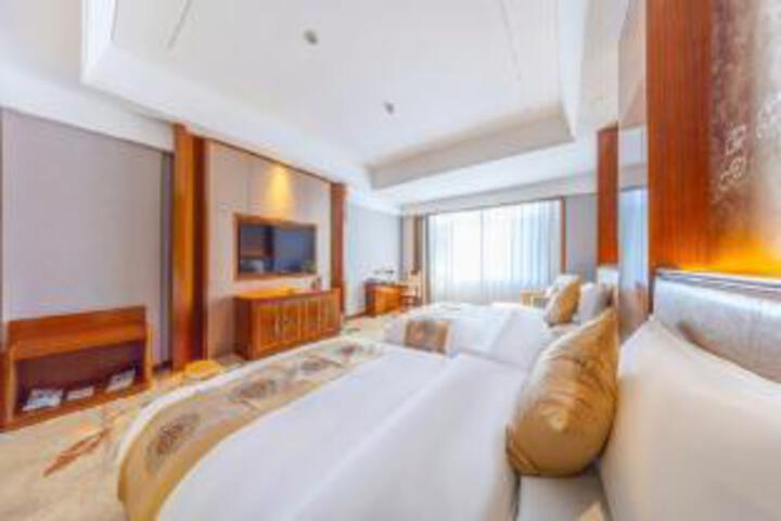 Room 8 of 8