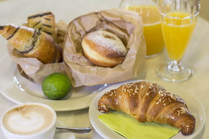 Breakfast/Coffee Service 65 of 75