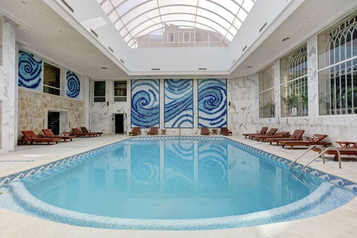 Pool 11 of 50