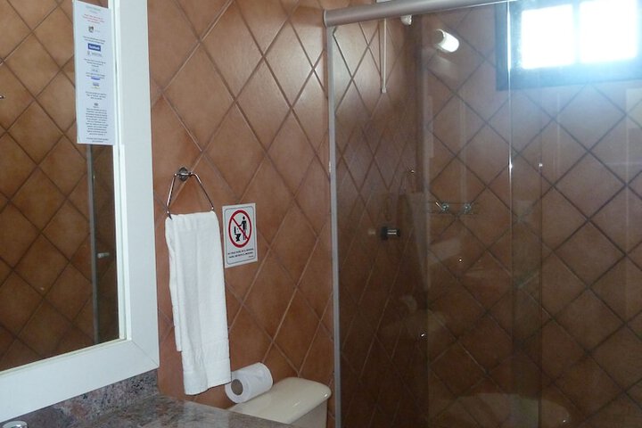 Room 25 of 138
