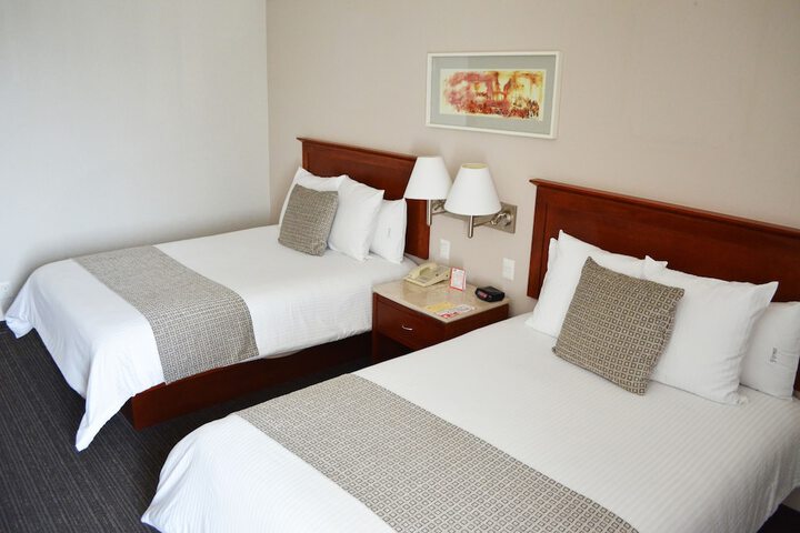 Room 6 of 50