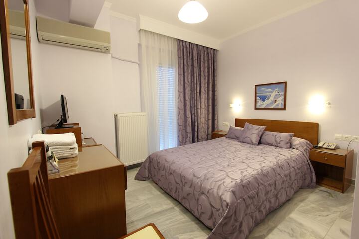 Room 18 of 85