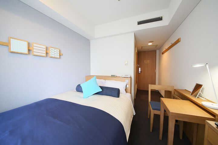 Room 5 of 58