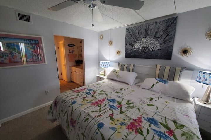 Room 4 of 14