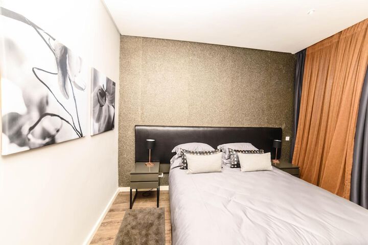 Room 13 of 43