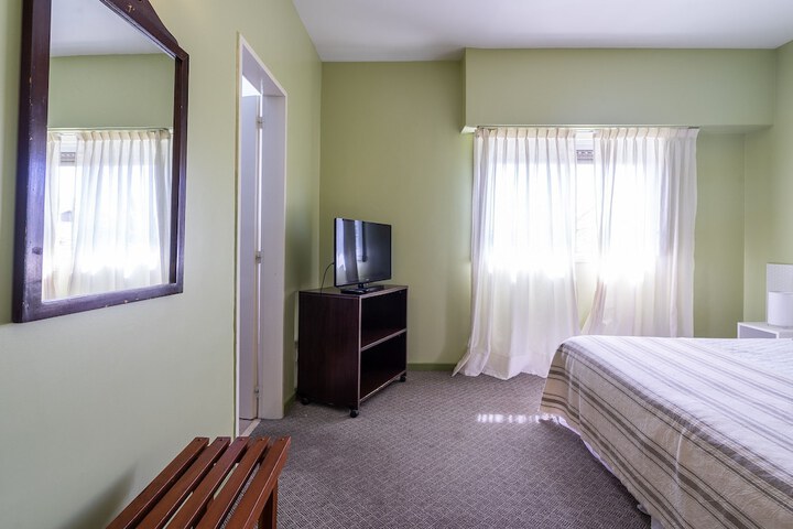 Room 9 of 22