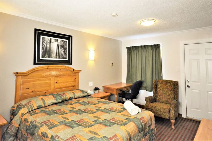 Room 17 of 181