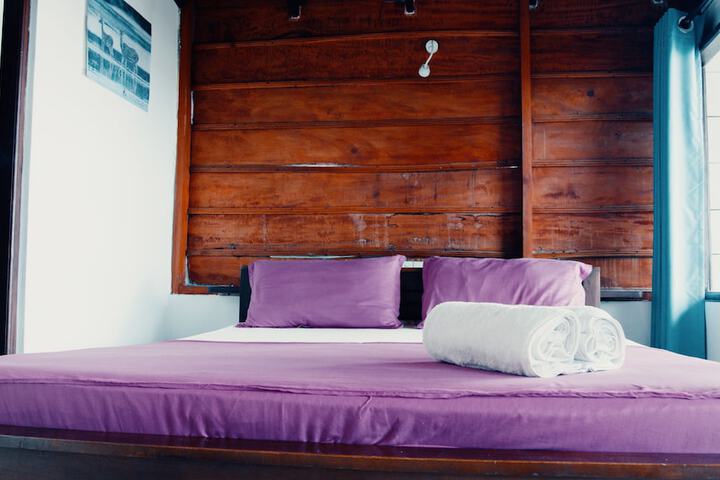 Room 10 of 119