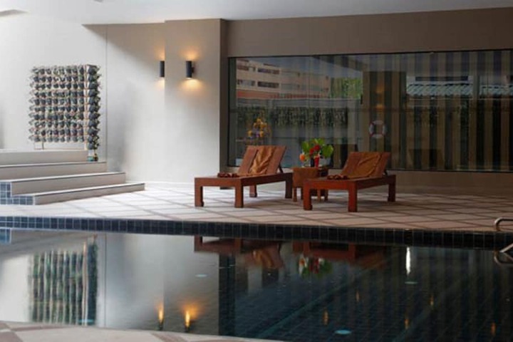 Pools & Facilities