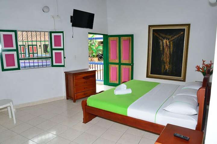 Room 5 of 89