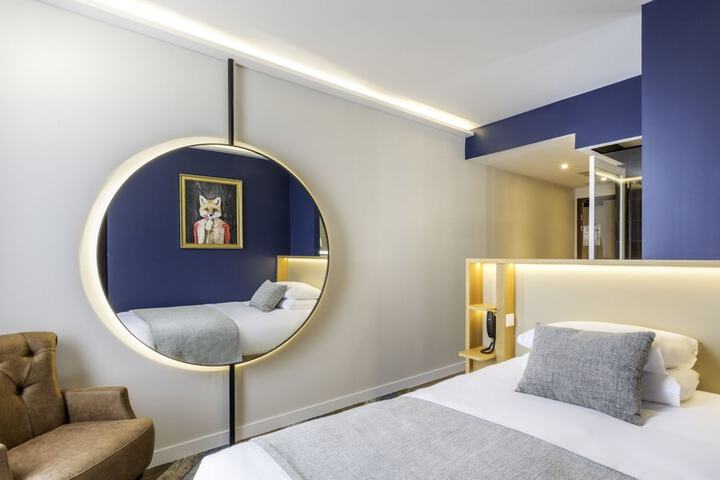Room 7 of 37