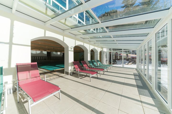 Hotel Pool