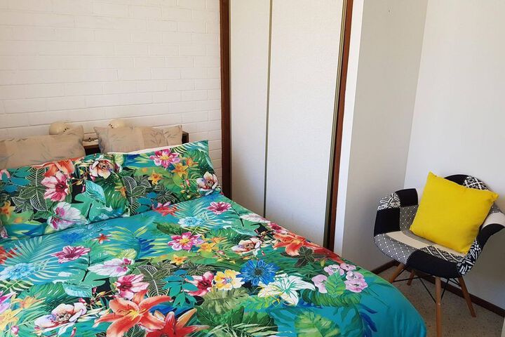 Room 5 of 14