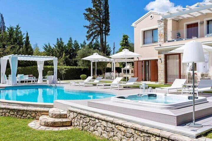 Pool 79 of 254