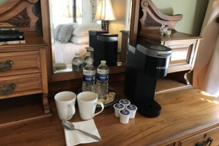 Breakfast/Coffee Service 14 of 52