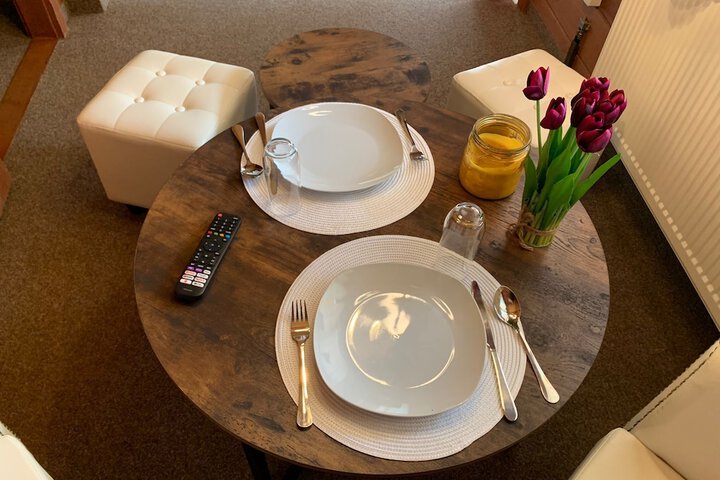 Dining 10 of 17