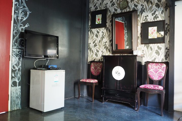 Room 50 of 93