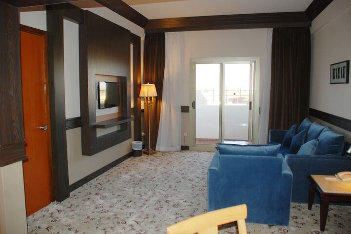 Room 30 of 63