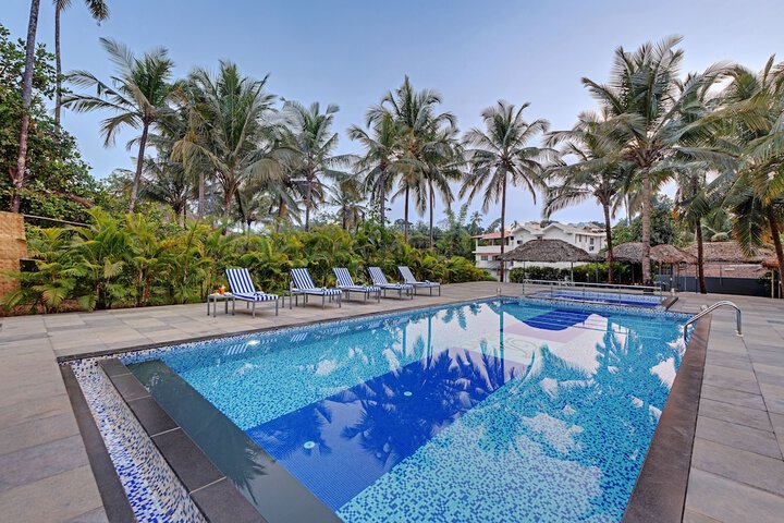 Pool 16 of 44