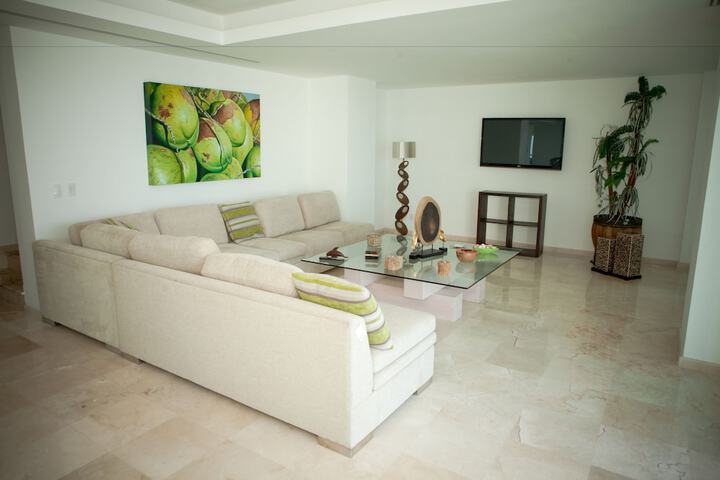 Room 14 of 26