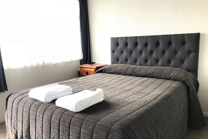 Room 5 of 50