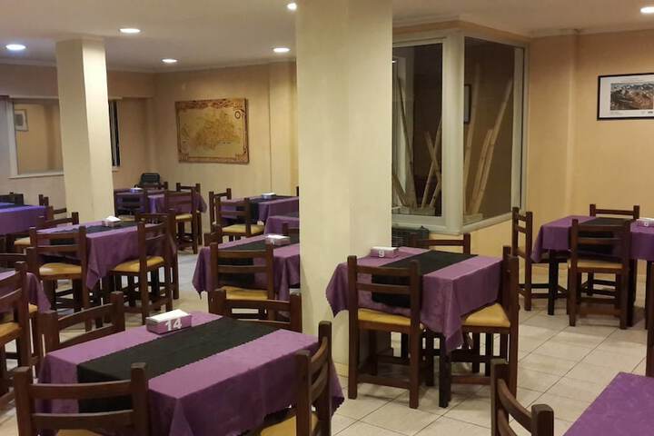 Dining Photos