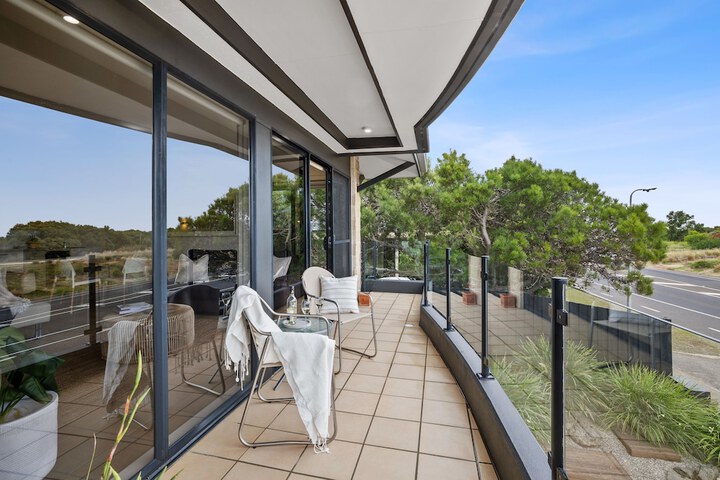 Terrace/Patio 17 of 27