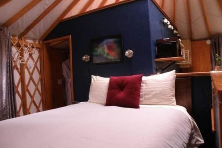 Room 3 of 36