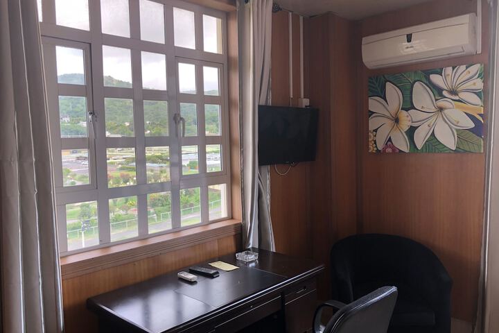Room 17 of 39