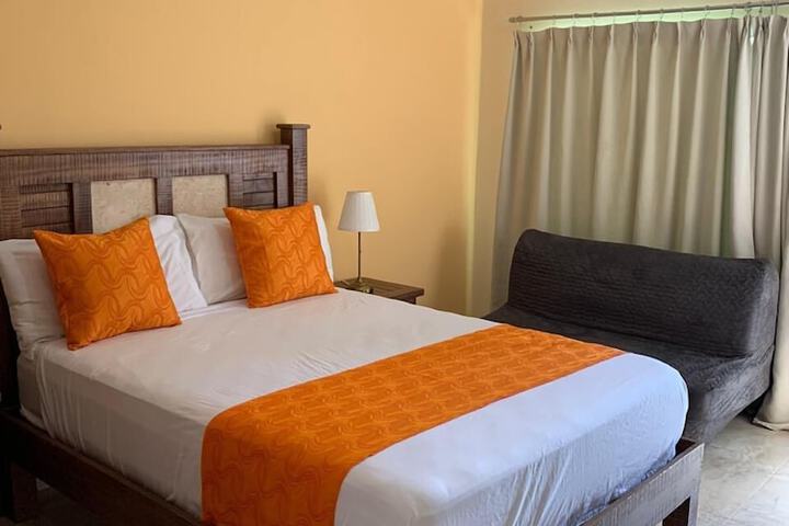 Room 11 of 43