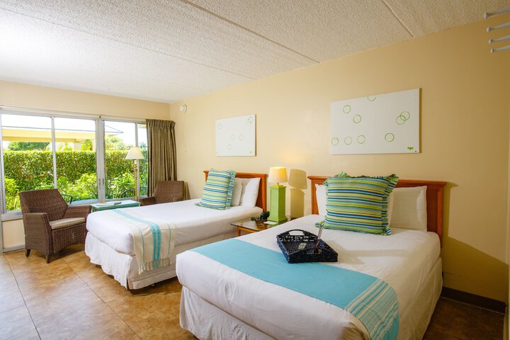 Non View 2 Double Beds (2 of 11)