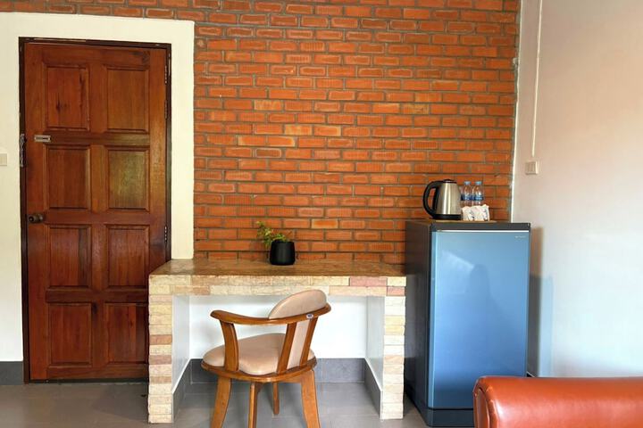 Room 42 of 89