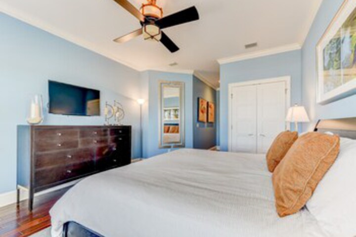 Room 82 of 105
